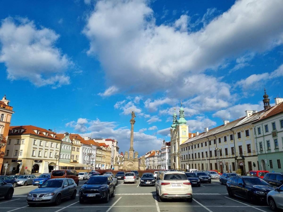 Stylovy Byt V Srdci Hradce Kralove Hradec Králové Exterior foto